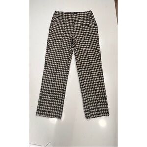 S  O  L  D  at consignment store